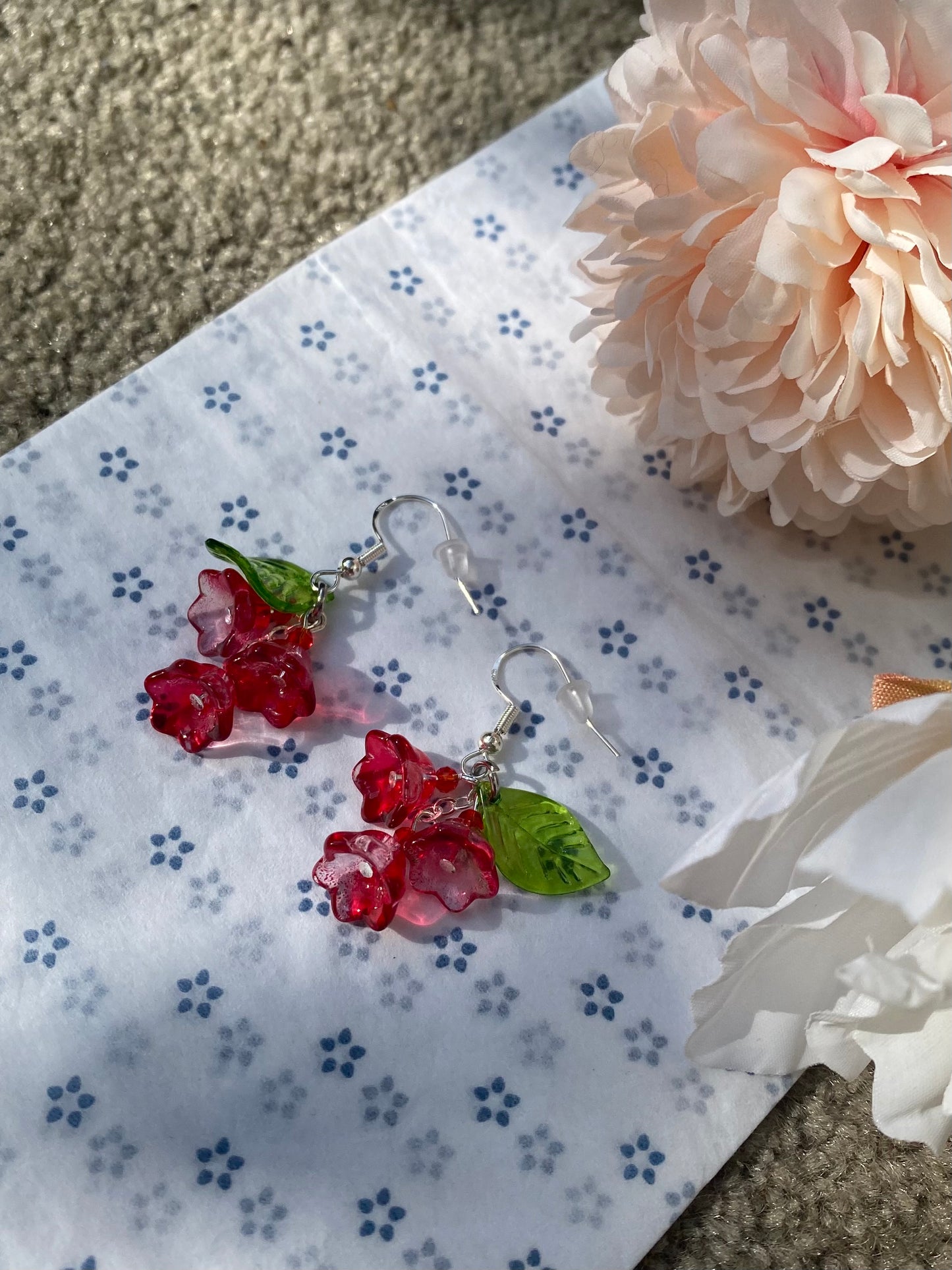 Boucles D’oreilles Muguet rouge